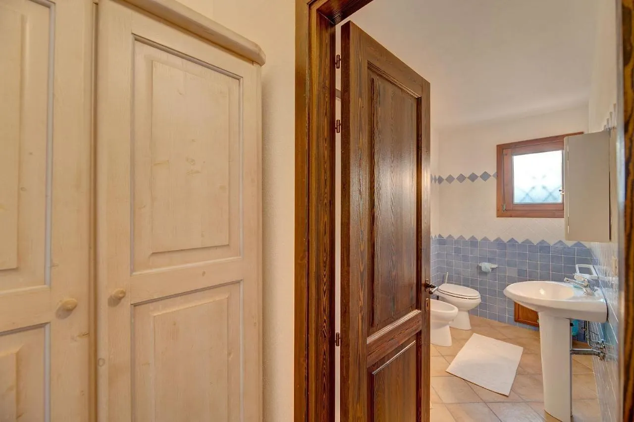 The Fantastic Residenza Badus Studio Sleeps 2 Num0828 Badesi Apartman