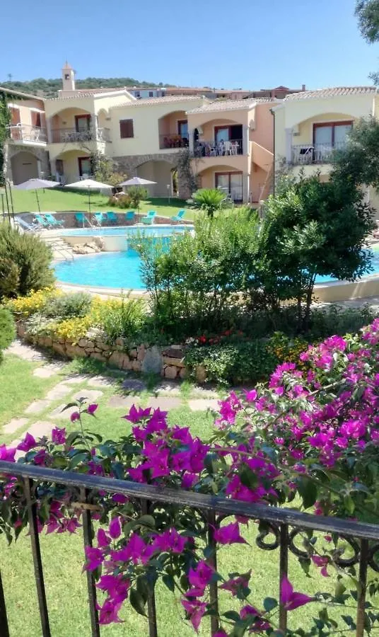 Apartman The Fantastic Residenza Badus Studio Sleeps 2 Num0828 Badesi