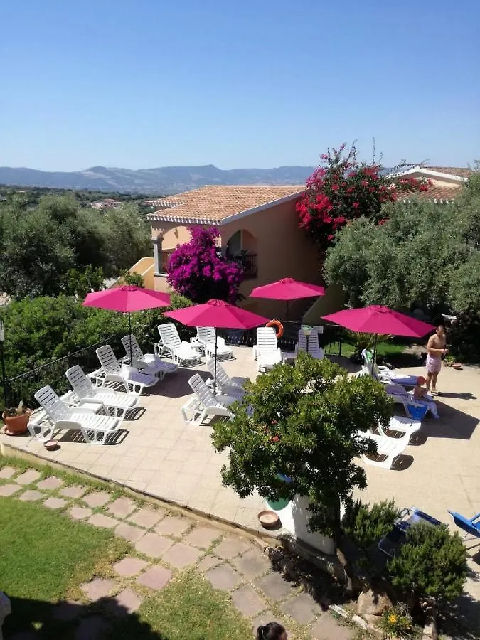The Fantastic Residenza Badus Studio Sleeps 2 Num0828 Badesi